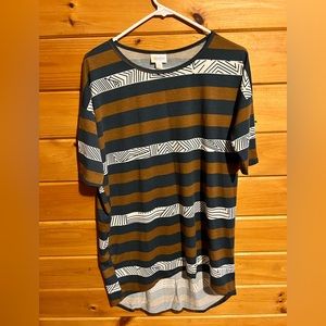 Woman's LuLaRoe Top